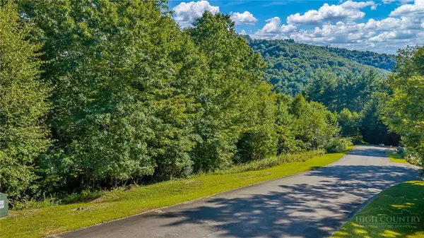 TBD Lot 13 Parkway Pointe Drive, West Jefferson, NC 28694