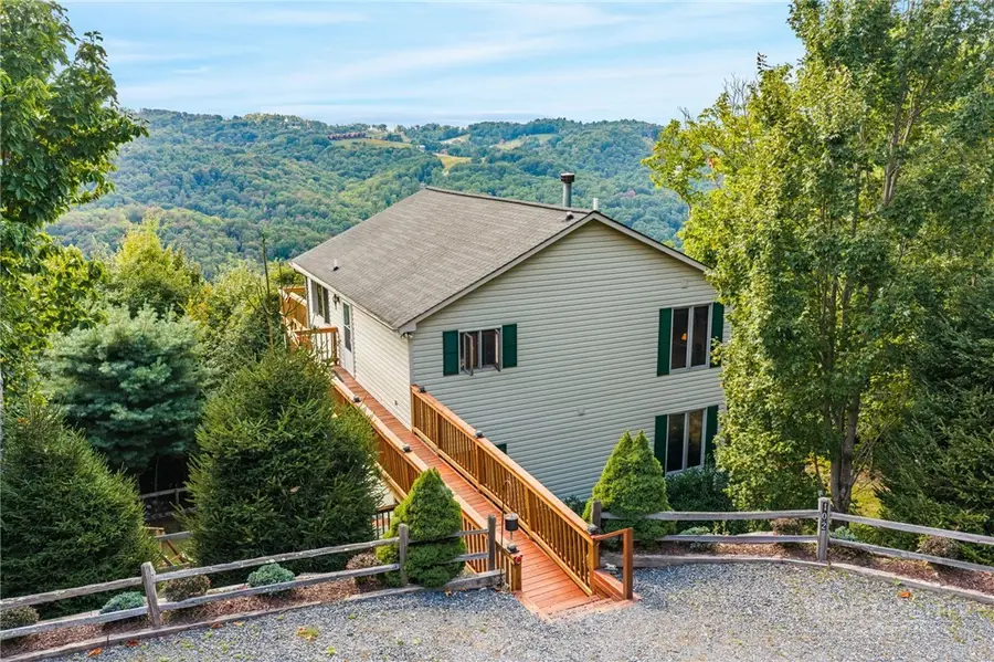 102 Woodland Road, Beech Mountain, NC 28604 - #3
