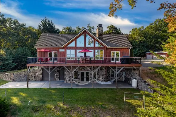 408 Broomtail Lane, McGrady, NC 28649