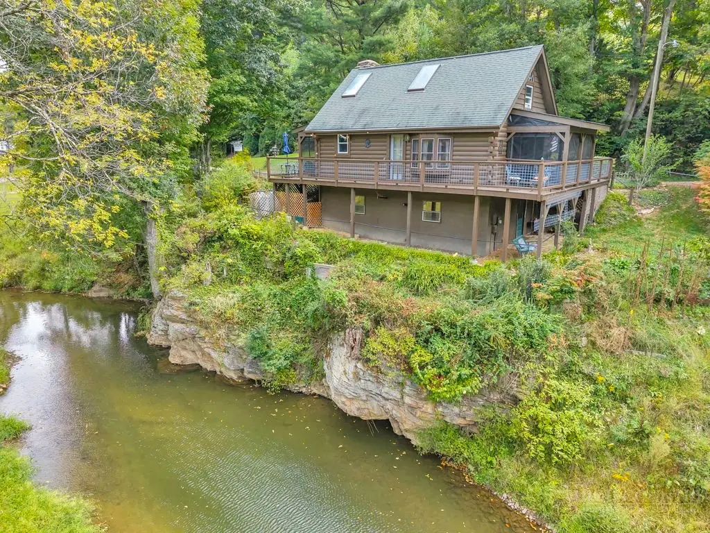 2277 Old Us Highway 421, Vilas, NC 28692 - #1