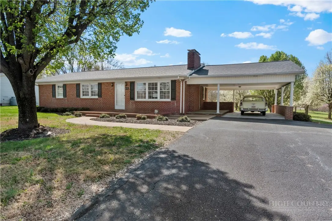 612 E Main Street, Boonville, NC 27011 - #1