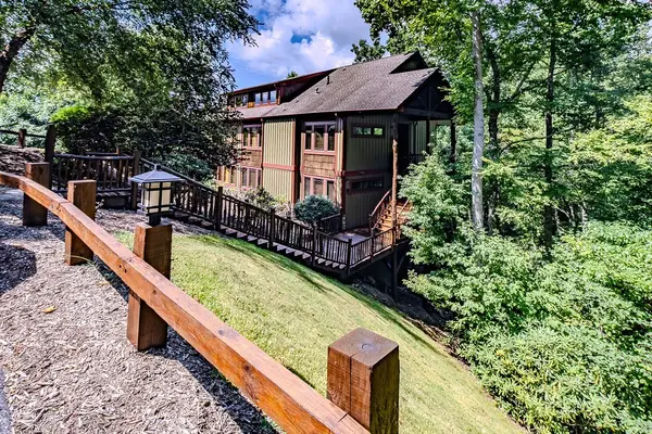 89 Springhouse Dr Drive #A-4, Elk Park, NC 28622
