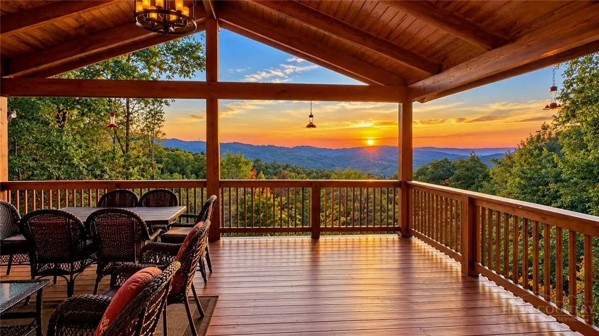 498 Saint Andrews Road, Beech Mountain, NC 28604 - #1