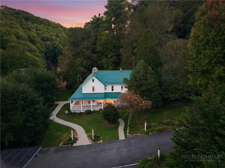 404 Old Bristol Road, Boone, NC 28607 - #2