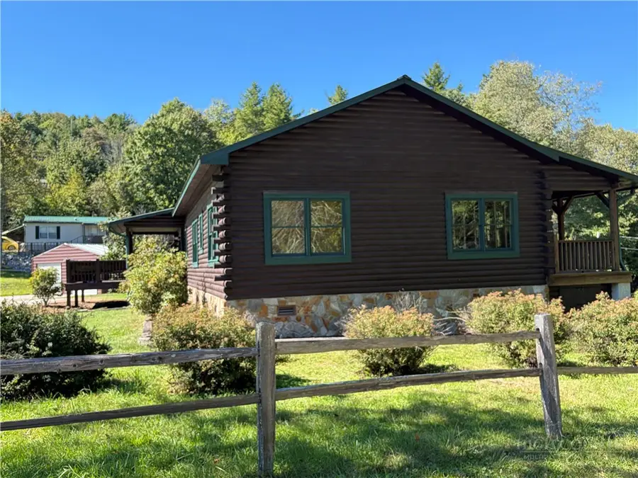 52 Hackett Gragg Road, Newland, NC 28657 - #2