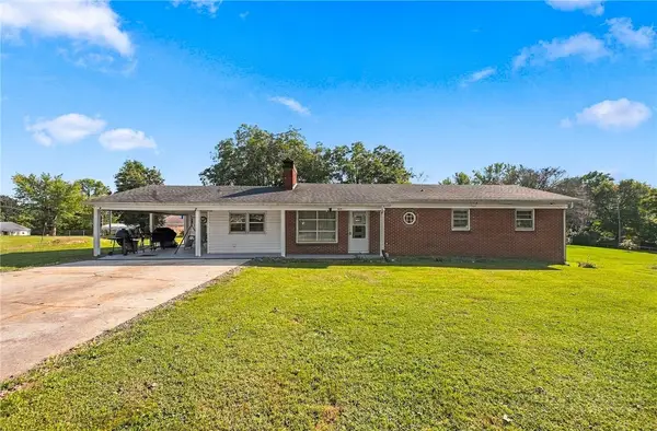 605 Lincoln Lane, Lenoir, NC 28645