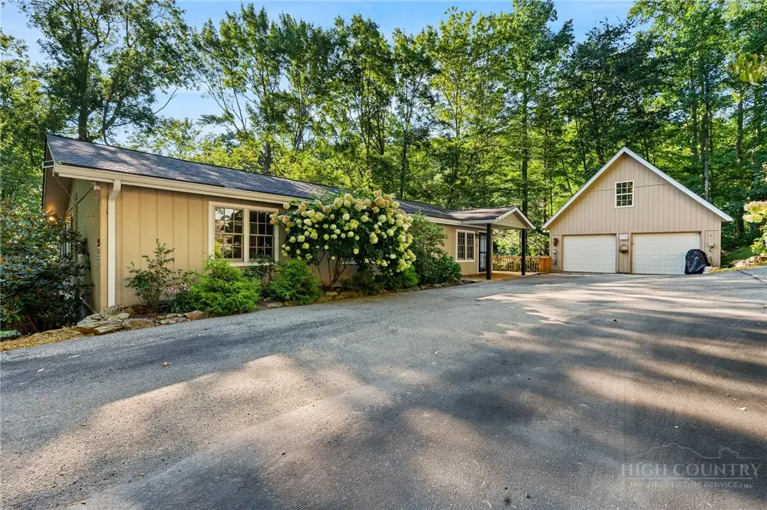 150 Watauga River Road, Banner Elk, NC 28604 - #1