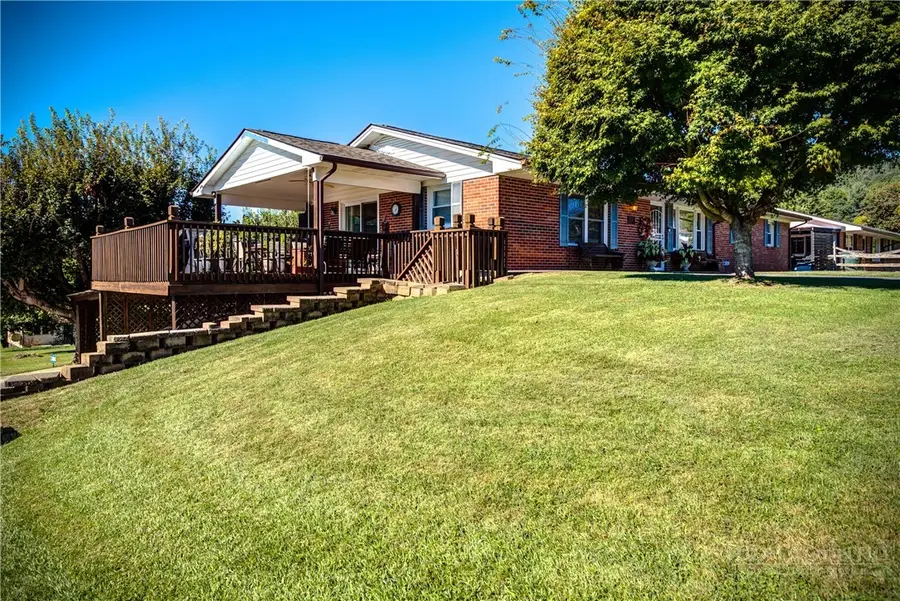 11 Center Street, Sparta, NC 28675 - #3