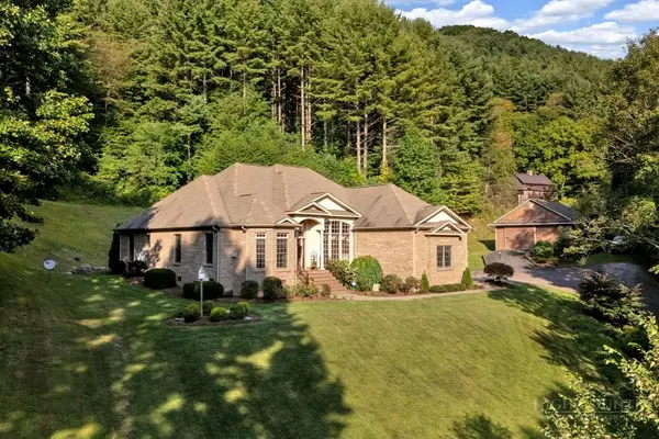 721 Will Glenn Road, Sugar Grove, NC 28679