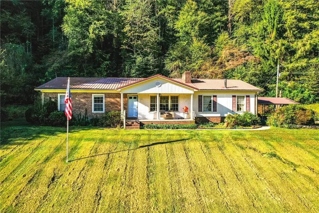 5521 Elk Creek Darby Road, Ferguson, NC 28624 - #1