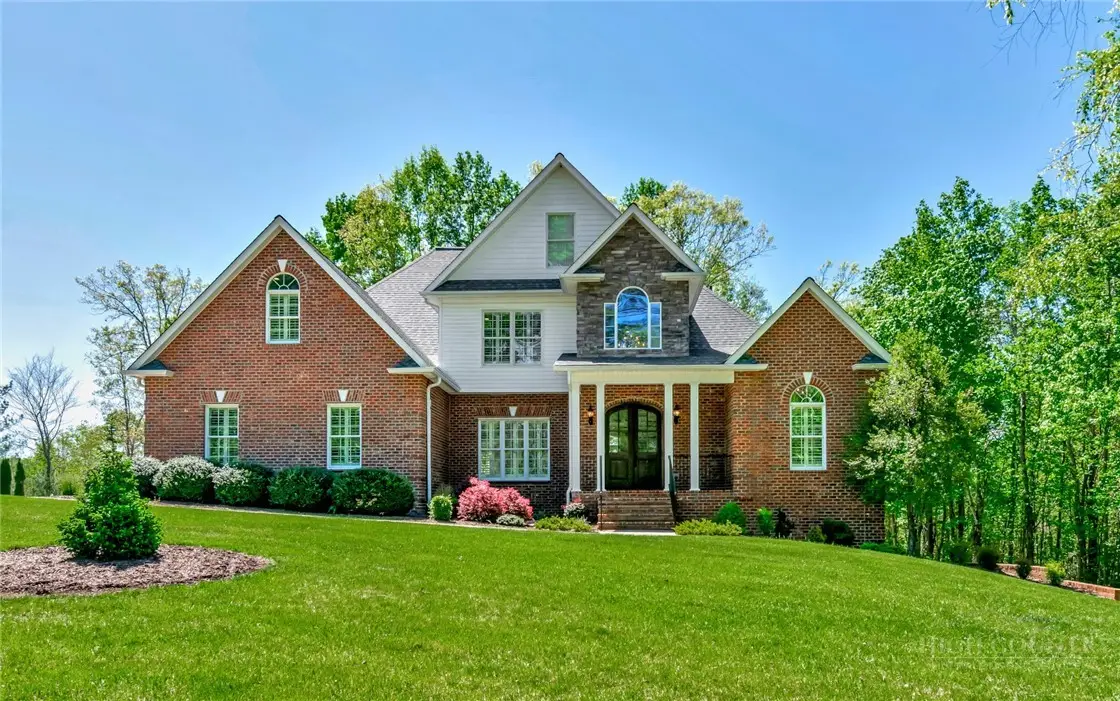 1660 Skyland Drive, Wilkesboro, NC 28697 - #1