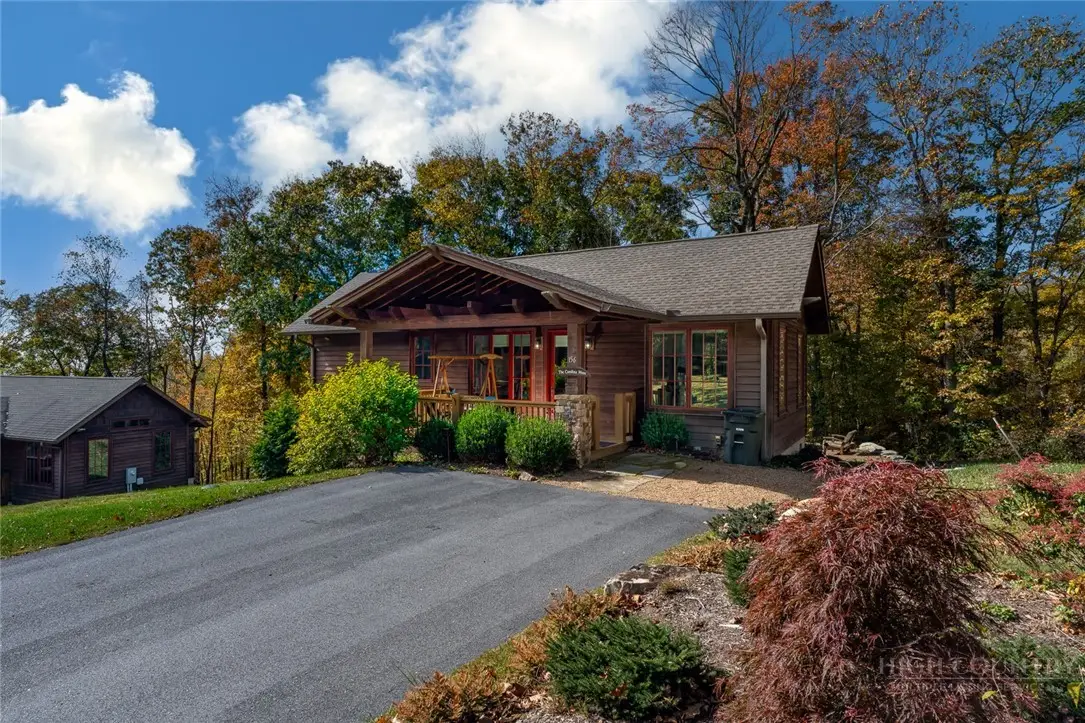 156 High Hemlock Trail, Blowing Rock, NC 28605 - #1