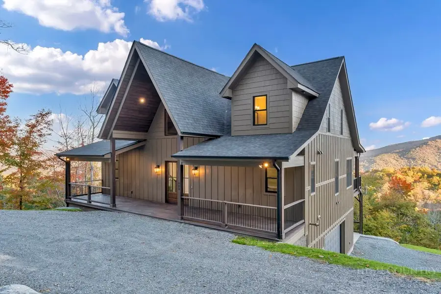 808 Chestnut Ridge Trail, Seven Devils, NC 28604 - #2