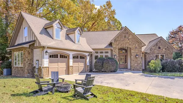 46 North Ridge Lane, Newland, NC 28657