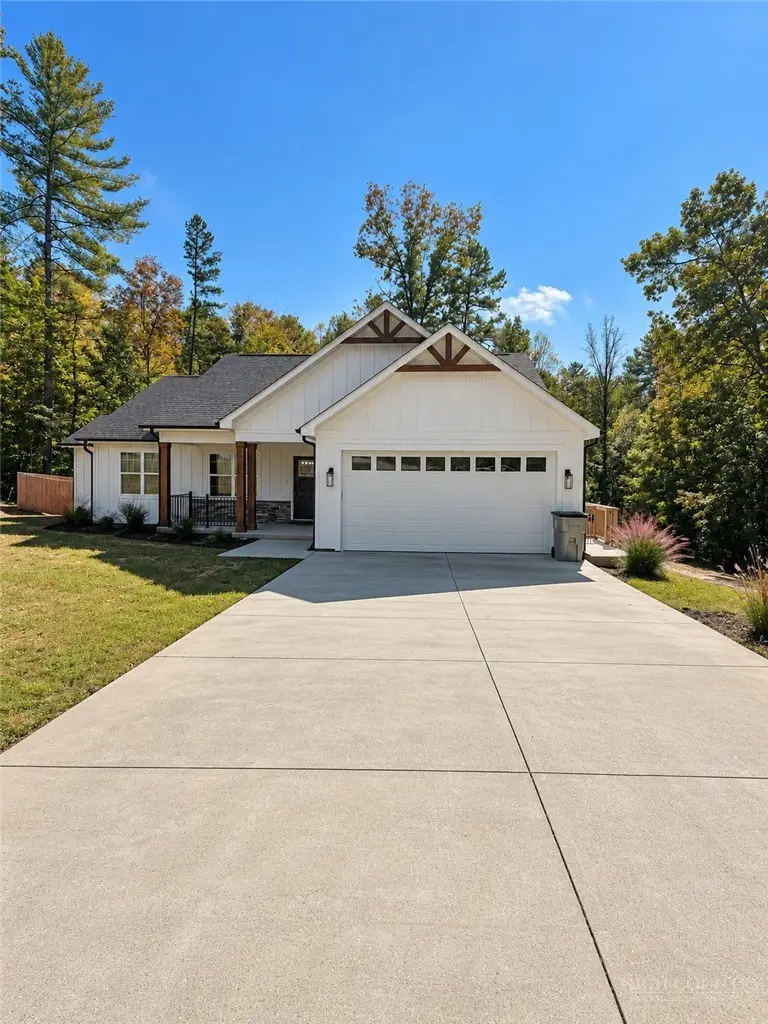 1222 Summerhill Street, Lenoir, NC 28645 - #2