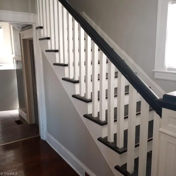 503 Chestnut Drive, High Point, NC 27262 - Image #2