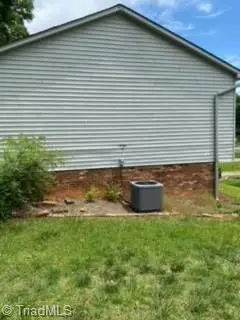 162 Woodwind Drive, Lexington, NC 27295 - Image #3