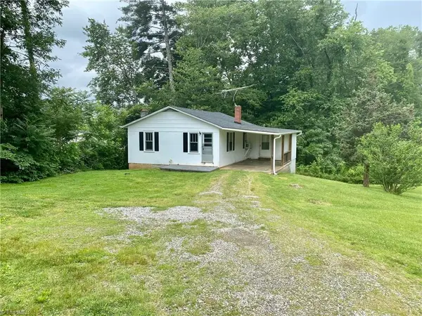 2738 Windy Ridge Road, North Wilkesboro, NC 28659