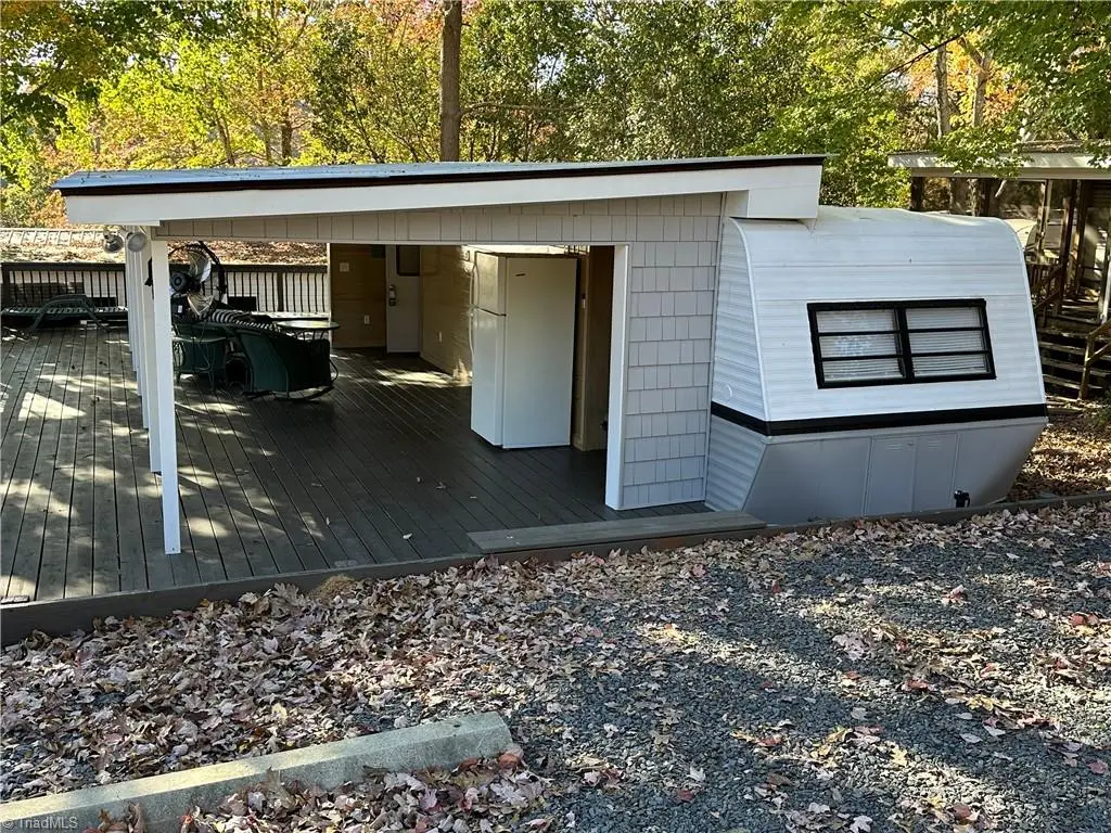 112 Sycamore Street, New London, NC 28127 - #1