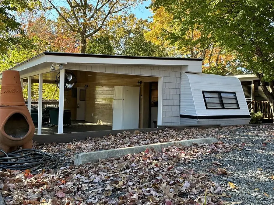 112 Sycamore Street, New London, NC 28127 - #3