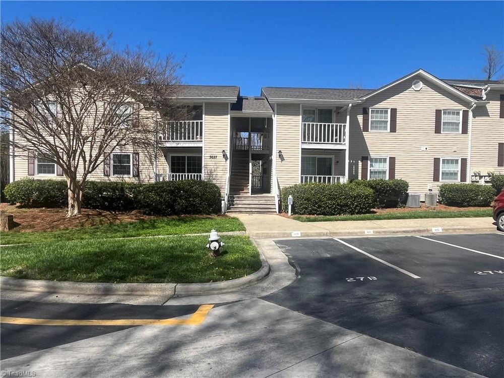 5627 Hornaday Road H, Greensboro, NC 27409 ERA