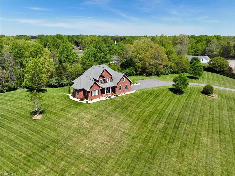 108 Toms Creek Bluff Lane, Pilot Mountain, NC 27041 ERA