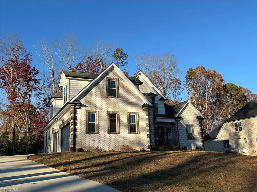 5483 Meadowlark Court, Winston Salem, NC 27106 - Image #2