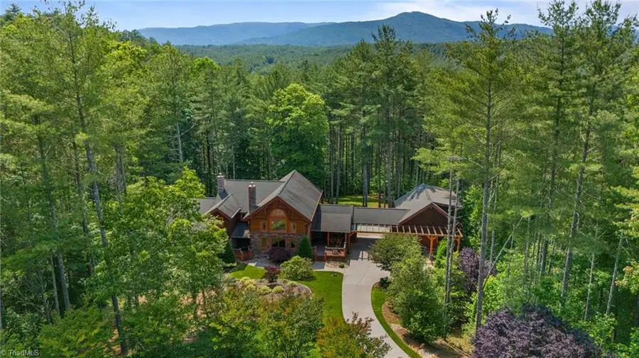 5626 Rocky Falls Lane, Lenoir, NC 28645 - Image #2