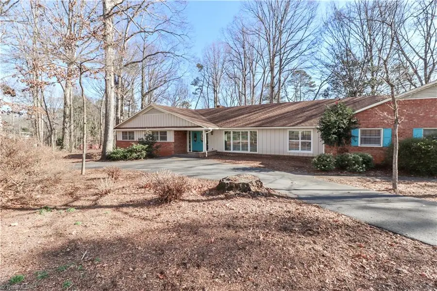 251 Gleneagles Road E, Statesville, NC 28625 - Image #2