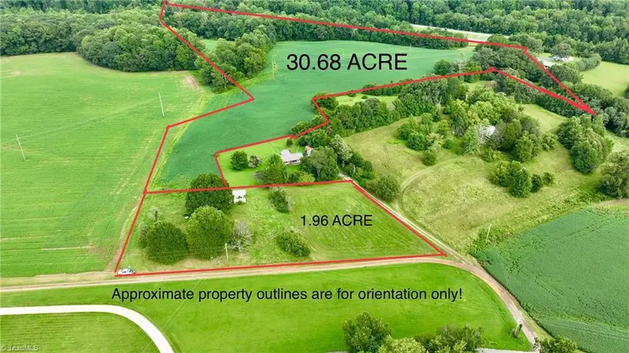 114 Country Woods Lane, Statesville, NC 28625 - Image #2