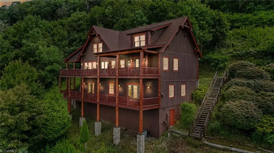 635 Acorn Nvno, Zionville, NC 28698 - Image #3