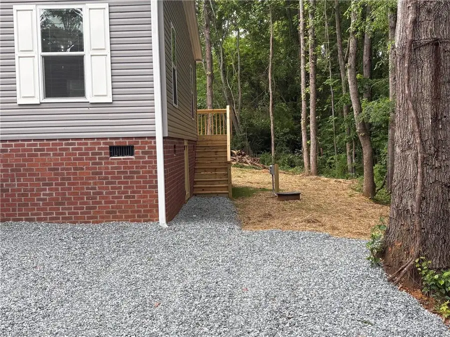 484 Avenue K, Lexington, NC 27292 - #3