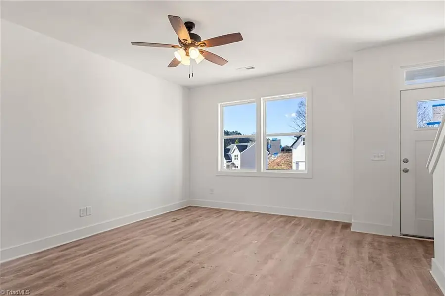 105 Indian Wells Court, Harmony, NC 28634 - Image #3