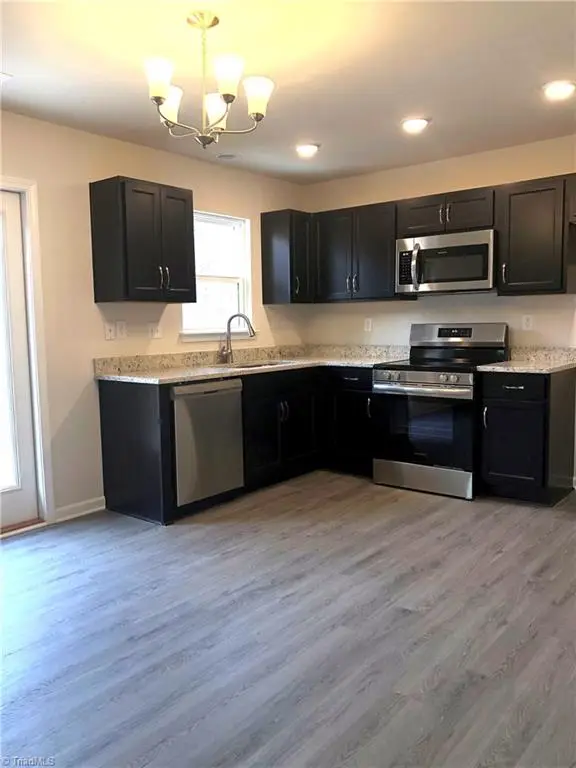 622 Cox Avenue, Thomasville, NC 27360 - Image #3