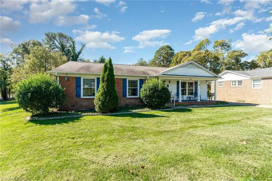 138 Flintfield Drive, Winston Salem, NC 27103 - Image #3