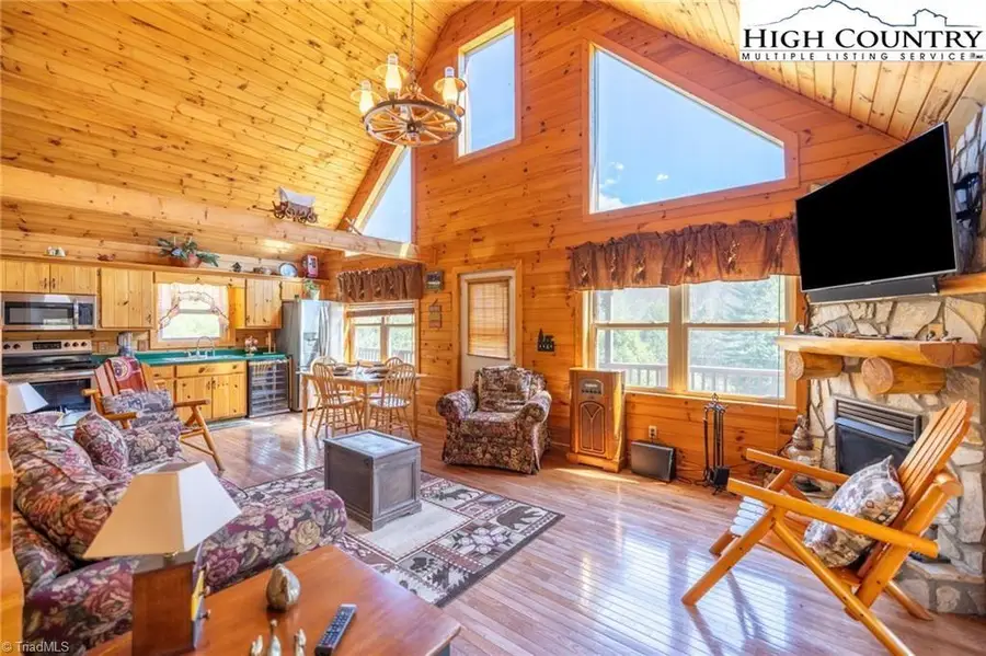 11 Lucky Lakes Road, Grassy Creek, NC 28631 - Image #3