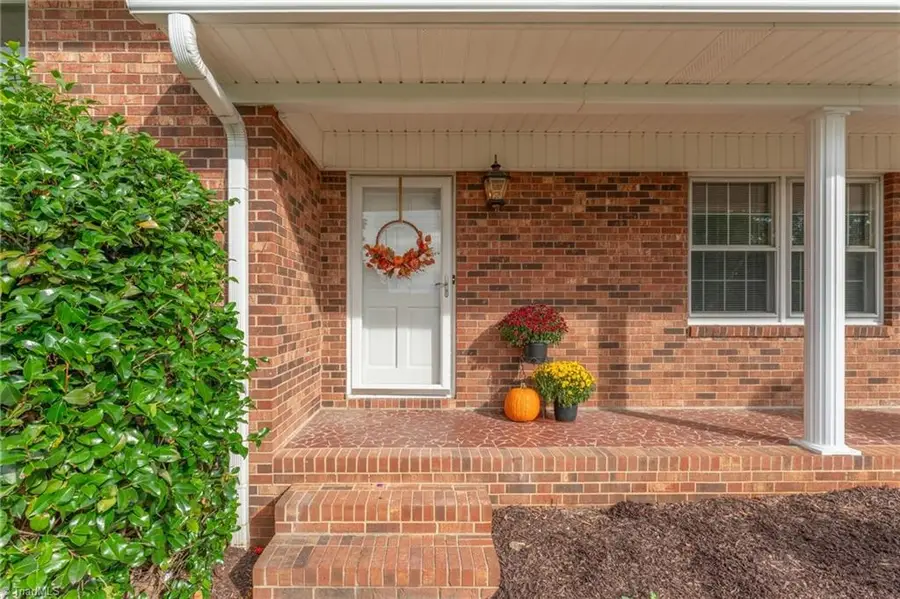 306 Lenalan Drive, Lexington, NC 27295 - Image #2