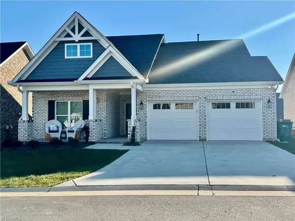 126 Castle Pond Drive, Winston-Salem, NC 27107