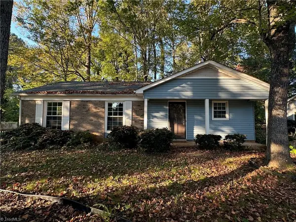 1629 Village Place, Winston-Salem, NC 27127