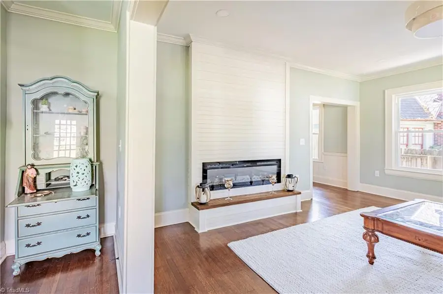 929 Hawthorne Road, Winston Salem, NC 27103 - Image #3