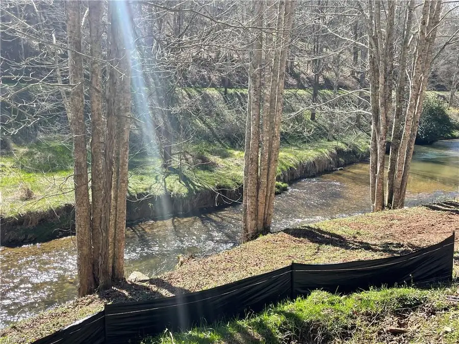 6 Stonegate Lane, Creston, NC 28615 - Image #3