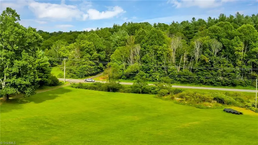 2351 Us Highway 221, Jefferson, NC 28640 - Image #3