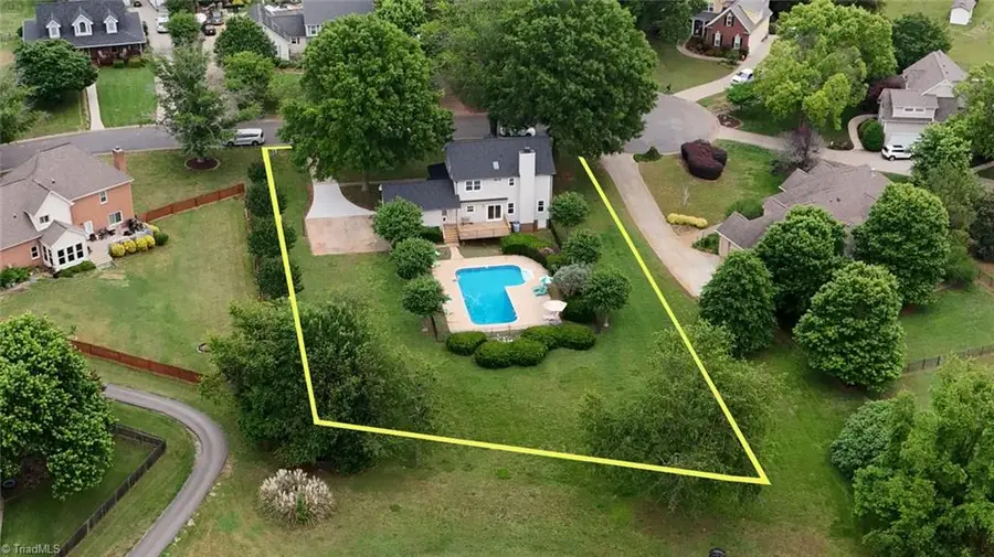 188 Turnberry Lane, Mooresville, NC 28117 - Image #2