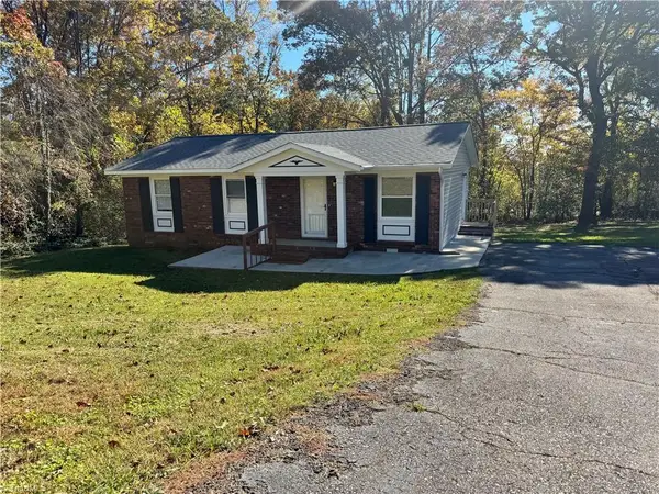 149 Southridge Run Lane, North Wilkesboro, NC 28659