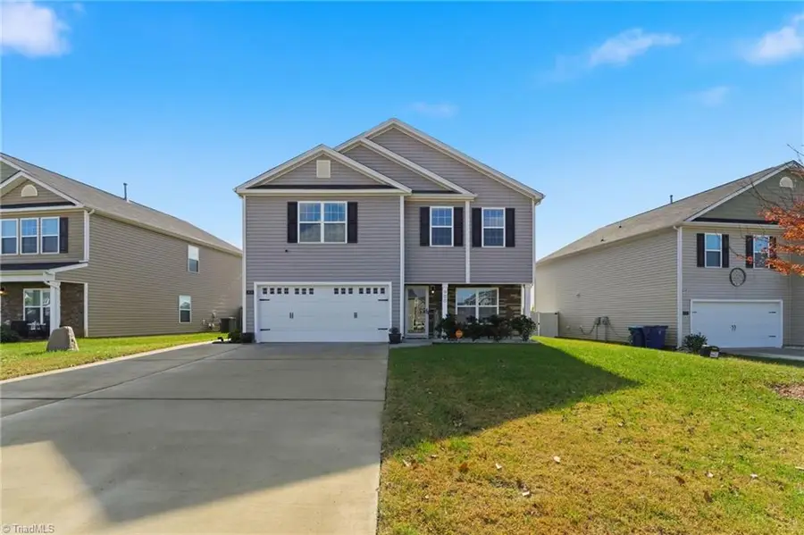 900 Cannonade Drive, Whitsett, NC 27377 - Image #2
