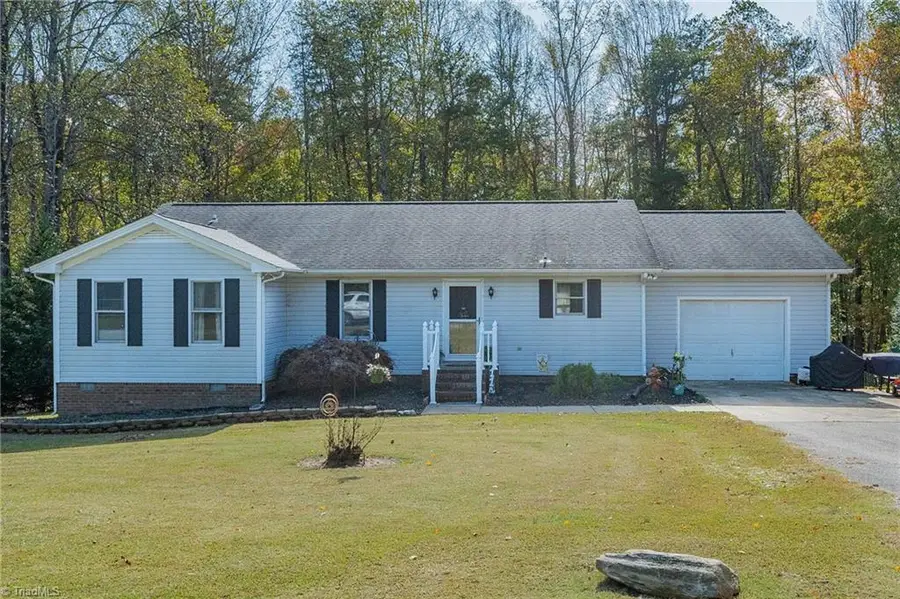 114 Douglas Lane, Reidsville, NC 27320 - Image #3