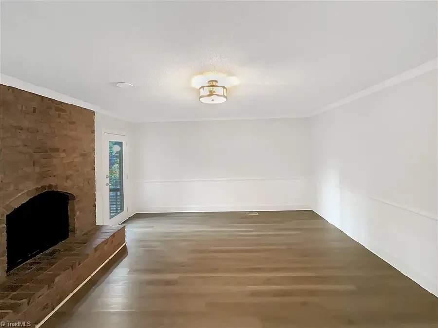 605 Doe Run Drive, Kernersville, NC 27284 - Image #2