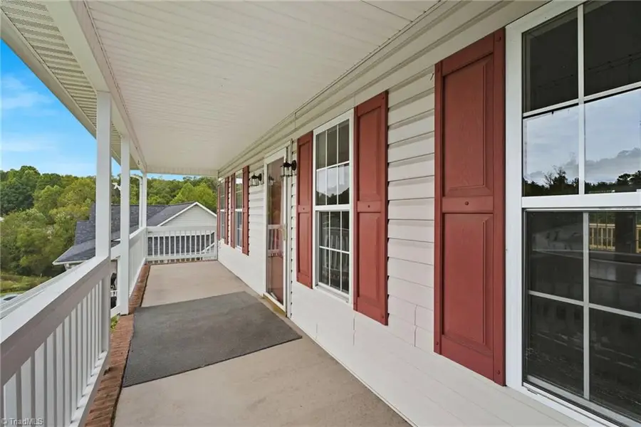 515 Paul Kennedy Road, Thomasville, NC 27360 - Image #3