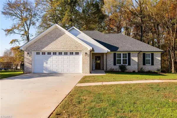 149 Elberon Court, Mocksville, NC 27028