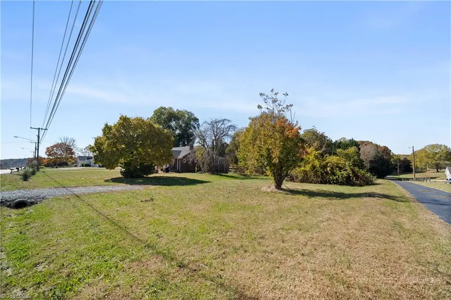 610 Meadowlark Drive, Winston Salem, NC 27106 - Image #2